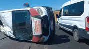 Mardin'de okul yolu kabusa döndü: Servis aracı devrildi