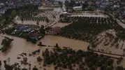 Sakarya'da sağanak kabusu: Tavuk çiftliğinde büyük kayıp ve okullara zorunlu ara