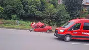 Karadeniz Sahil Yolu'nda korku dolu anlar: Arızalanan araca tır çarptı