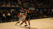Johnny Davis fırtınası Körfez'de galibiyeti getirdi