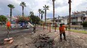 Marmaris’te çocukların oyun alanları baştan aşağı yenileniyor