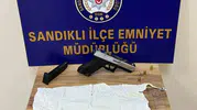Sandıklı'da zehir tacirlerine ağır darbe: 900 içimlik uyuşturucu ele geçirildi