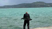 Sarıyer kıyılarında fırtına alarmı: Dev dalgalar sahili dövüyor