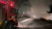 Çaldıran'da kışlık hazırlıklar küle döndü: 5 saatlik zorlu mücadele