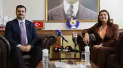 Foça'da Siyasi Deprem: AK Parti'den İzmirli Başkanlara 'Cesur Olun' Çağrısı