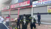 Batman'da sabah saatlerinde korkutan yangın: Büfe küle döndü
