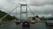İstanbul'da Pazartesi Kabusu: Yağmurla Gelen Trafik Felç Oldu