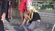 Alevlerin ortasında birbirlerini aradılar: Anne ve oğlunun yürek burkan kavuşması
