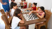 Efeler'de Gençlerin Geleceği İçin Seferberlik: Başkan Yetişkin'den Çok Yönlü Destek Hamlesi