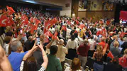 İzmir'de vicdanların sesi yükseldi: Kılıçdaroğlu mağdur ailelerle bir araya geldi