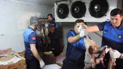 Şanlıurfa'da sofralara uzanan tehlike: Kasapta 315 kilo çürük et yakalandı