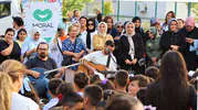 Okulun ilk gününde korku yerini kahkahaya bıraktı: ESEV Moral Timi sahada