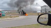 Bayburt trafiğinde korku dolu anlar: Kamyonetin kasasındaki jeneratör bir anda alev topuna döndü