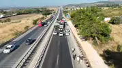 Bursa'da sabah trafiğinde kabus: Yola dökülen mazot 9 aracı birbirine kattı