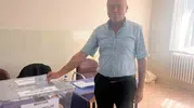 Hisarcık'ta hüzünlü veda sonrası sandık başına gidildi: Eski muhtar yeniden göreve döndü