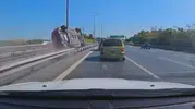 TEM Otoyolu'nda dehşet anları: Saniyeler içinde takla attı
