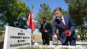 Erzurum'da Gaziler Günü'nde vefa dolu anlar: Bakan Yumaklı şehitlikte dua etti