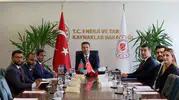 Ankara ve Dakka Arasında Enerji Köprüsü: Bakan Bayraktar'ın Kritik Diplomatik Teması