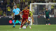 Devler Ligi'nde Kadıköy'de Nefesler Tutuldu: Fenerbahçe ve Roma Sahada