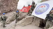 Erciyes'in zirvesinde omuz omuza: Türk komandoları ve Somalili askerlerden ortak eğitim