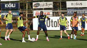 Derbi öncesi Fenerbahçe'de kritik mesai: Hakem semineriyle başladı