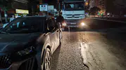 Batman trafiğinde korkutan anlar: Beton mikseri ve otomobil çarpıştı