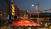 İzmir'de 350 metrelik dev bayrakla kurtuluş coşkusu