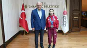 Ümraniyeli genç yetenekler dünya sahnelerinde bayrağımızı zirveye taşıdı