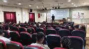Cizre'de yeni bir hayatın kapısını aralayan gençlere rehberlik eğitimi