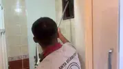 Alanya'da apartman boşluğunda mahsur kalan kedi için seferberlik