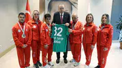 Cumhurbaşkanlığı Külliyesi'nde Anlamlı Buluşma: Özel Sporculara Özel İlgi
