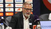 Thorsten Fink'in 19 yıllık kariyerinde bir ilk: Kulübede sadece 6 isim vardı