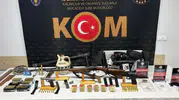 Kastamonu'da şafak operasyonu: Tarihi eser kaçakçılığı ve uyuşturucu ağı çökertildi