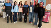 Afyonkarahisar'da bin 250 öğrenciye polis eliyle dijital ve sosyal kalkan