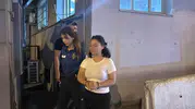 Bursa trafiğinde dehşet anları: Alkollü sürücü hem polise saldırdı hem de trafiği birbirine kattı