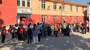 Tomarza'da okul bahçeleri uzun süren sessizliğin ardından yeniden şenlendi