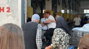 Pazar alışverişinde gergin anlar: Yol verme kavgası huzuru kaçırdı