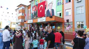 İstanbul'da okul zili bu kez minikler için çaldı: Milyonlarca öğrenci için yeni dönem heyecanı başladı