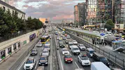 İstanbul akşam trafiğinde kilitlendi: Yağışla birlikte yoğunluk tavan yaptı