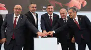 Türkiye sağlıkta çıtayı yükseltti: Artık şifa aranan değil, şifa dağıtan bir merkeziz
