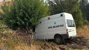 Genç ilçesinde belediye minibüsü ağaca çarptı: 3 yaralı