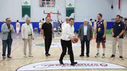 Bursa'da basketbol heyecanı: Dikkaldırım Spor Salonu'nda sezon provası