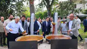 Meram'da nostalji rüzgarı: Odun ateşinde kaynayan pekmezler çocukluk anılarını canlandırdı