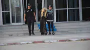 Sosyal medya fenomeni Çağla Öz için kelepçeli adliye yolu