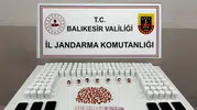 Balıkesir'de zehir tacirlerine ağır darbe: Binlerce hap ele geçirildi