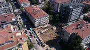 Bahçelievler'de temel kazısı faciaya davetiye çıkardı: 5 katlı binanın duvarı yerle bir oldu