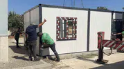 Erdemli'de okul sıraları doldu taştı: Belediye kendi atölyesinde çözüm üretti