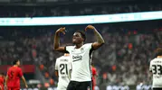 Beşiktaş'ta beklenen gün geldi: İki yeni yıldız sahneye çıktı