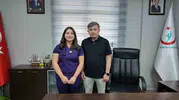 Anne ve babasının 21 yıllık nöbetine ortak oldu: Gediz'de duygulandıran aile tablosu
