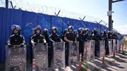 Lahey'de tarihi mahkumiyet kararı sonrası sokaklar karıştı: Kosova'da öfke seli